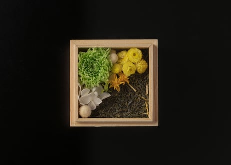 畳の茶和花「小さな宝石(SANKAKU)」