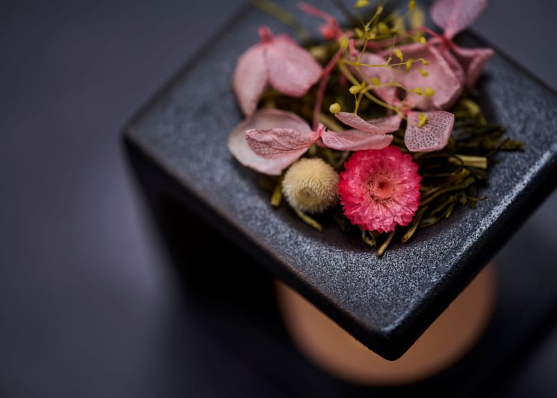 茶葉を使った和のアロマポット「Square(茶香炉)」 | 茶和花 茶葉を使った和のアロマポット「Square(茶香炉)」 | 茶和花
