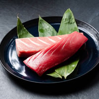 メキシコ産  養殖本マグロ  生鮮柵製品 約400g (2柵 : 赤身1＋大トロ1、または赤身1＋中トロ1)