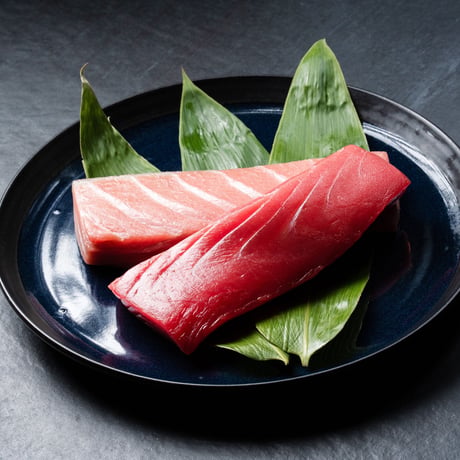 メキシコ産  養殖本マグロ  生鮮柵製品 約400g (2柵 : 赤身1＋大トロ1、または赤身1＋中トロ1)