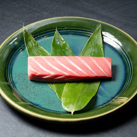 メキシコ産  養殖本マグロ  生鮮柵製品 約1,000g(5柵 : 大トロ1 + 中トロ2 ＋赤身2)