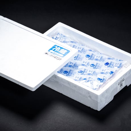 メキシコ産  養殖本マグロ  生鮮柵製品 約1,000g(5柵 : 大トロ1 + 中トロ2 ＋赤身2)