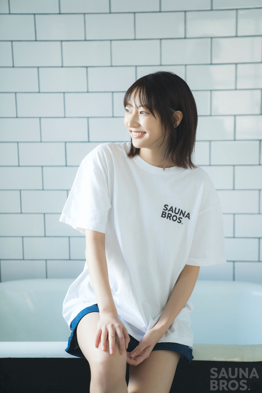 rihka tシャツ　shower rihka 4th anniversary collection“hikari” 第2弾として、シアーT