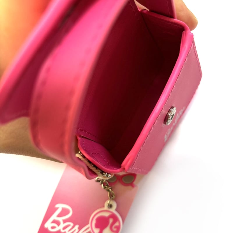 Barbie バービー イヤホンケース 小物入れ ミニポーチ 日本未 Barbie バービー イヤホンケース 小物入れ ミニポーチ 日本未
