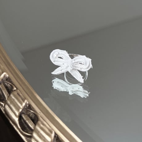 whipped cream ribbon ring