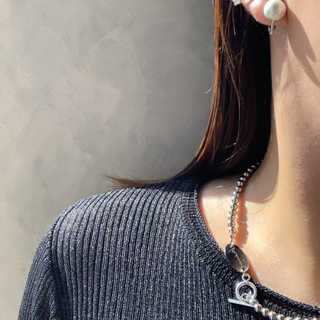 gold metal ball necklace