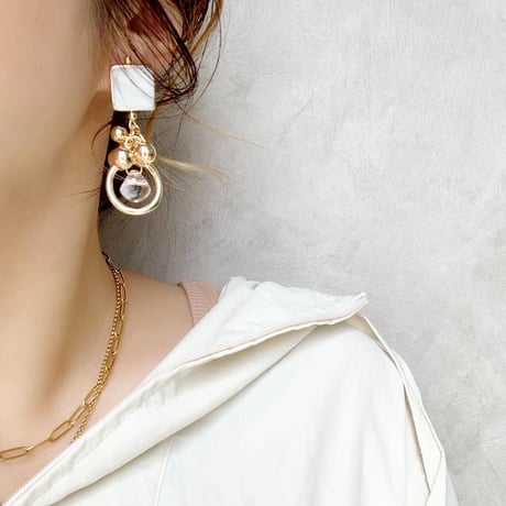 white shell×clear beads