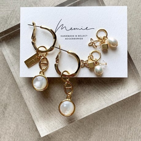 flower zirconia×shell charm