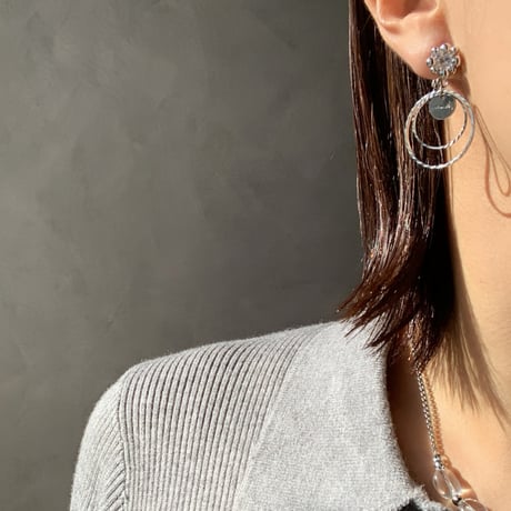 gold bubble×metal hoop