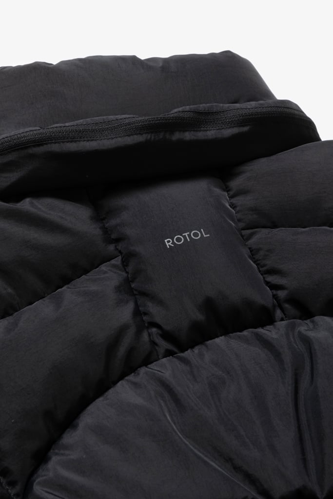 ROTOL ロトル CURVY DOWN JACKET ダウンジャケット 黒2 通販] ROTOL(ロトル) ROTOL CURVY DOWN JACKET 商品ページ – fazeone