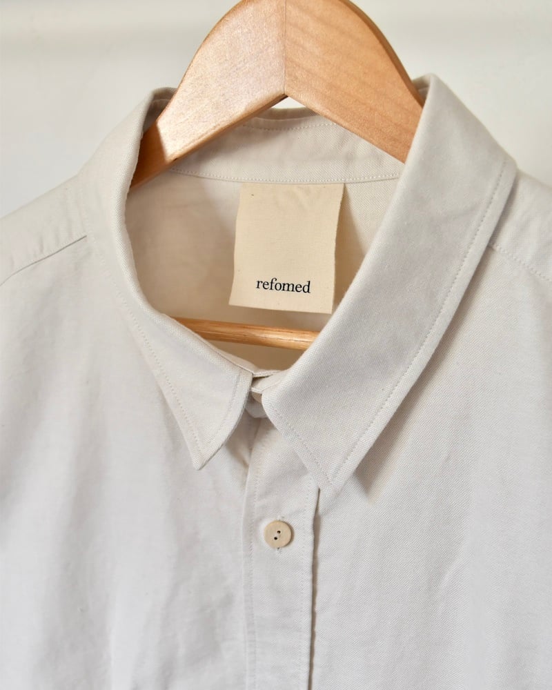 refomed] WRIST PATCH WIDE SHIRT 