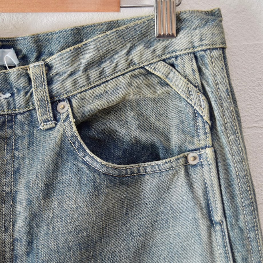 68033527a18e8d659bbf5027