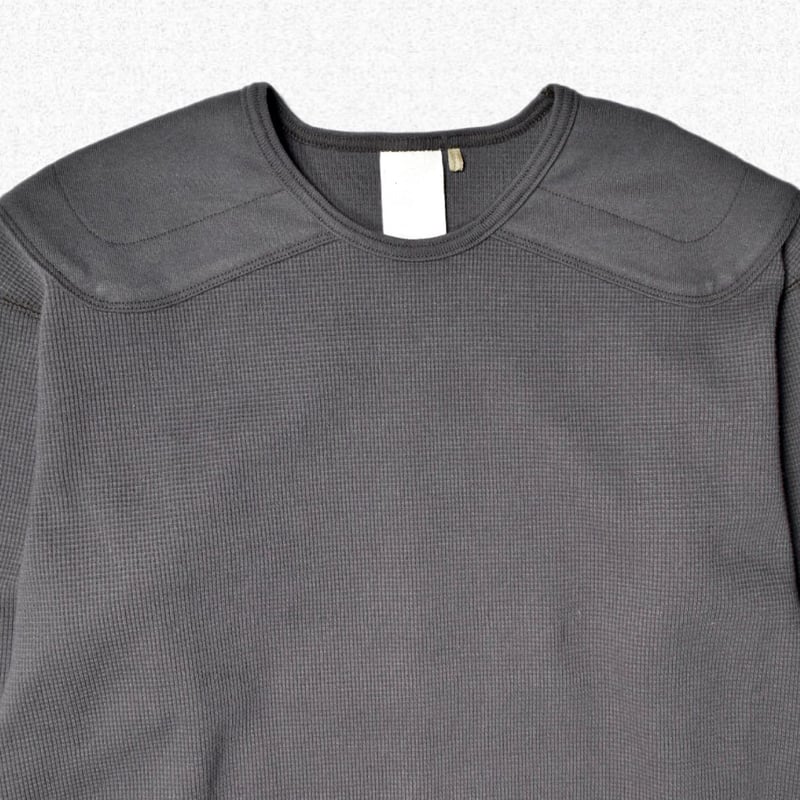 JIAN YE] HUNTER TOP - CHARCOAL | VALORE online