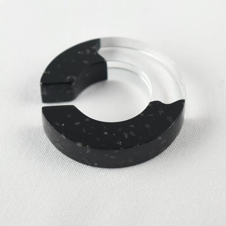 [Grayscale] MARBLE EARCUFF