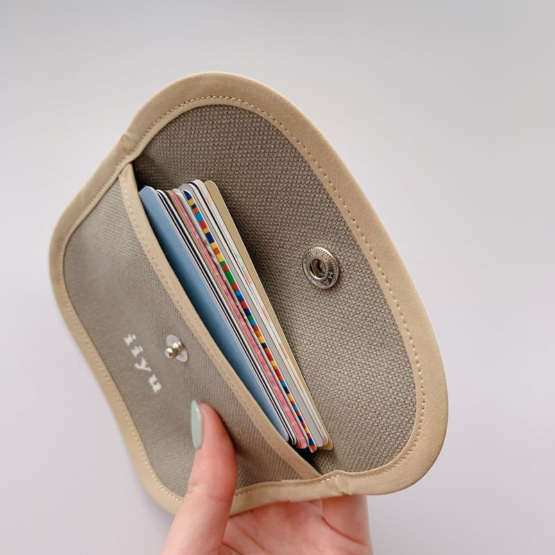 small pouch iiyu
