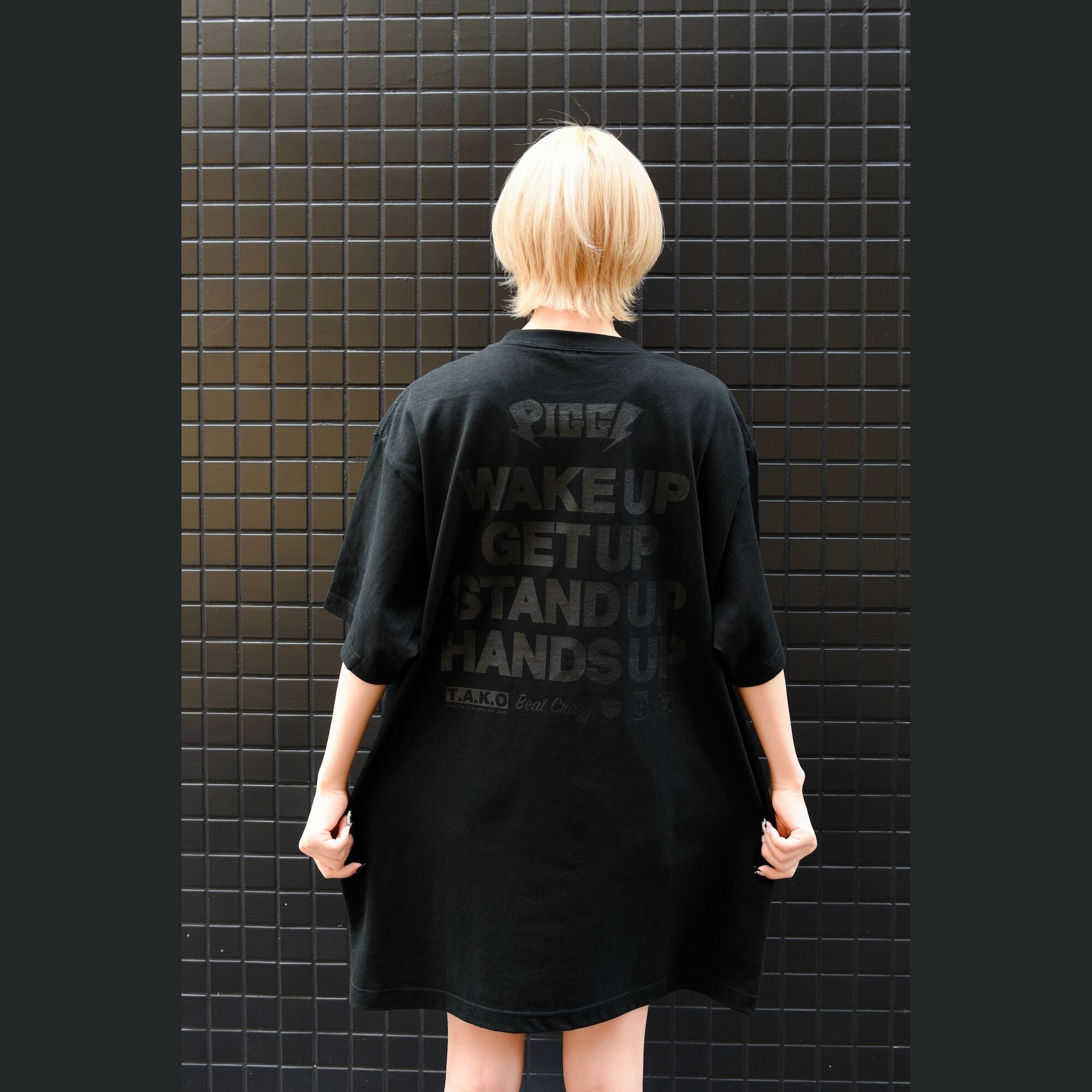 PIGGS】「T.A.K.O」VV限定バンドル(CD＋Tシャツ)24時間限定販売!!! |