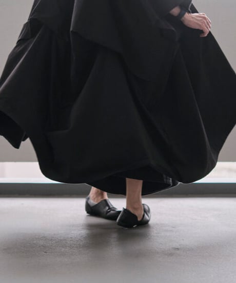 ORI  COAT「ゆったり着られる、生地の耳まで使った綿コート」
