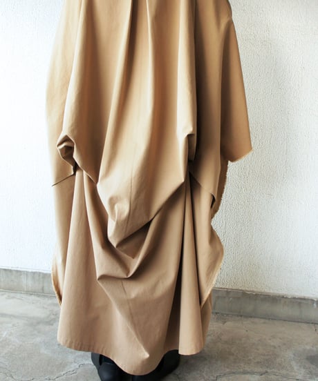 ORI  COAT「ゆったり着られる、生地の耳まで使った綿コート」
