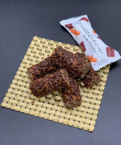 八幡屋礒五郎ｘチョコにおぼれてみたくて