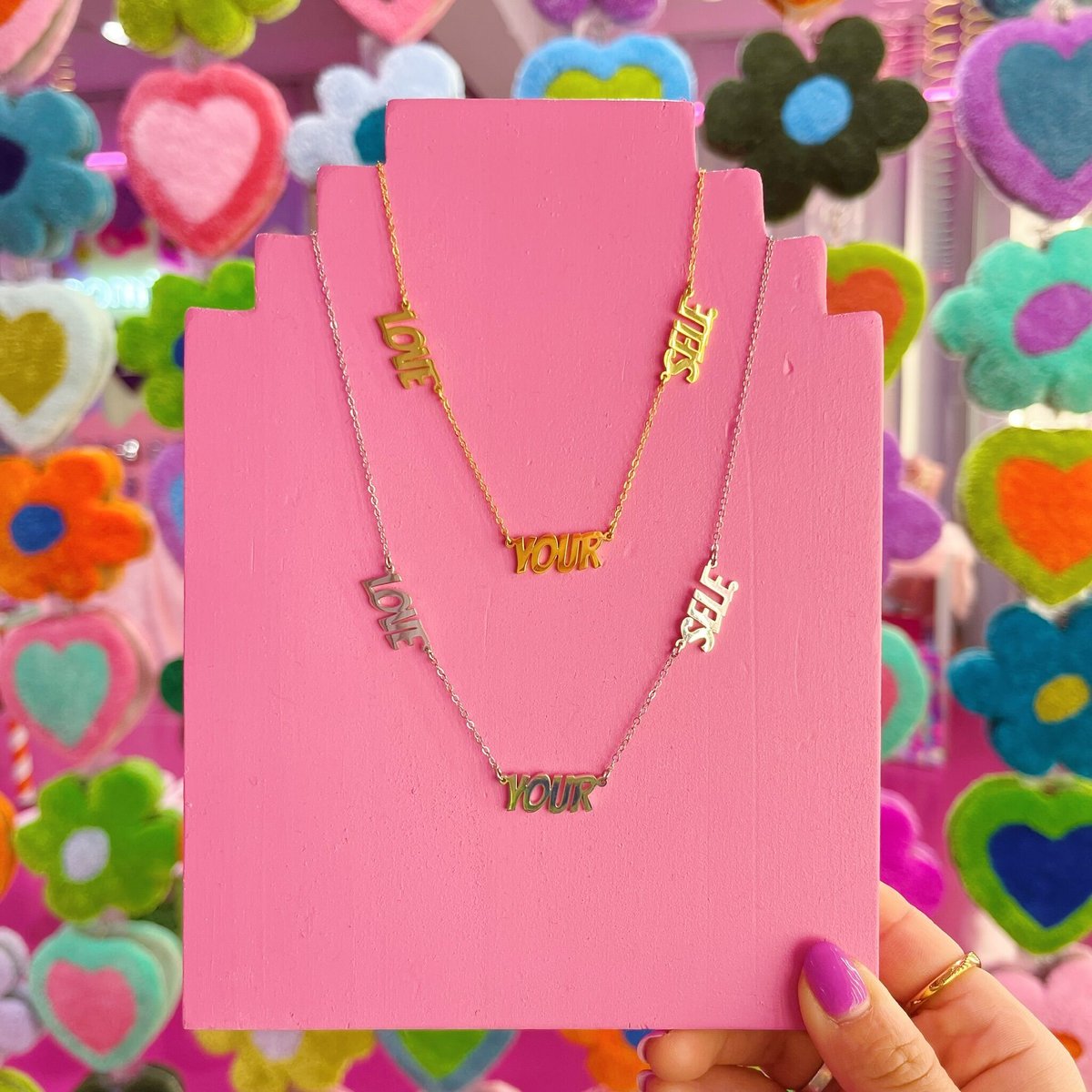 ネックレス・ペンダント love.oneself love yourself.ネックレス（うねうねロゴ） | 89xiiitokyo