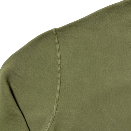 POLO RALPHLAUREN　"V-GUSSET" SWEAT