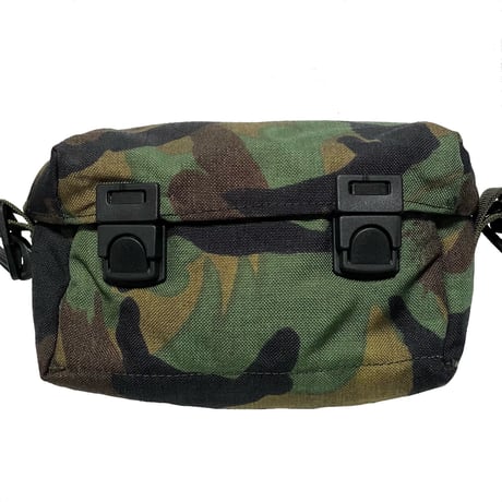 US ARMY　"BS209NN" CROSS POUCH