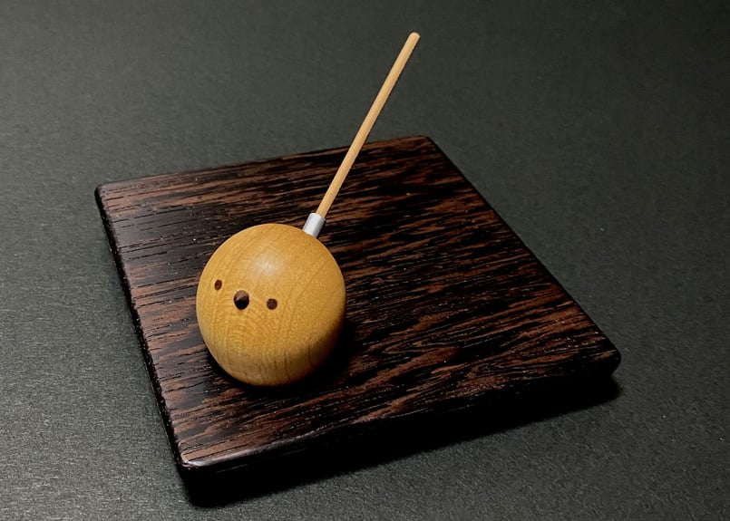 シマエナガ 木製パヒュームスタンド「香台」 | Créer