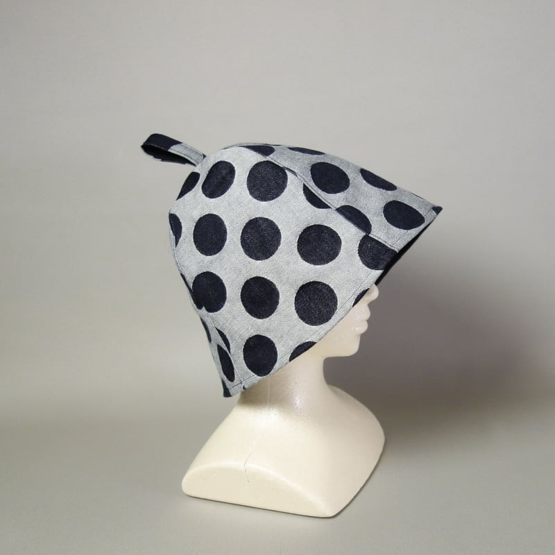 ジャガード デニム ドット柄 サウナハット 白ベース × 黒玉 | サウナ