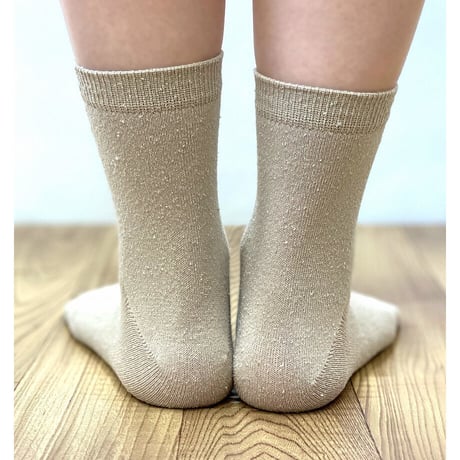 099　表絹100％無地足袋クルーソックス／22-24cm