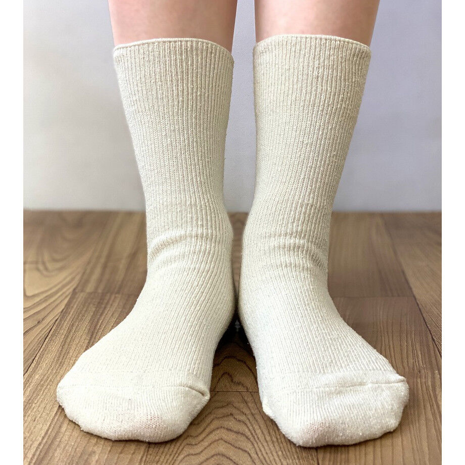 【新品現品】LIS CALLA “My Diary”ソックス　靴下 リボン　総柄 LIS CALLA｜“My Diary”花柄リボンソックス（ブラック） - メルカリ