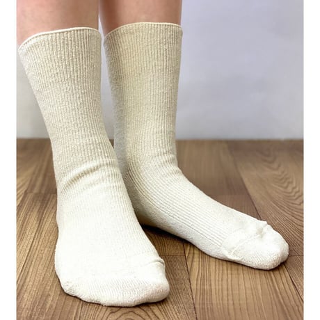 442　表絹100％リブ柄クルーソックス／22-24cm