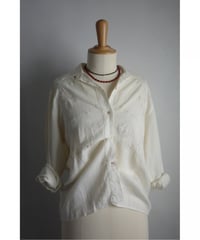 1970's EUR Embroidered open-collar shirt