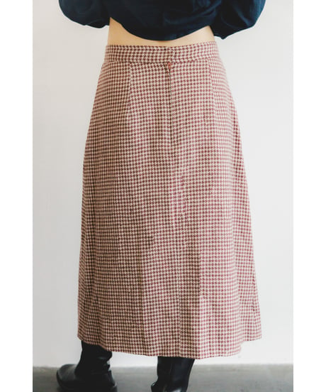 1970's houndstooth pattern skirt