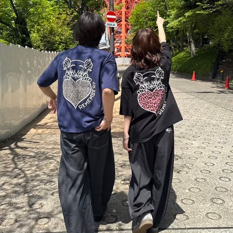 Hugging Heart Graphic Tee