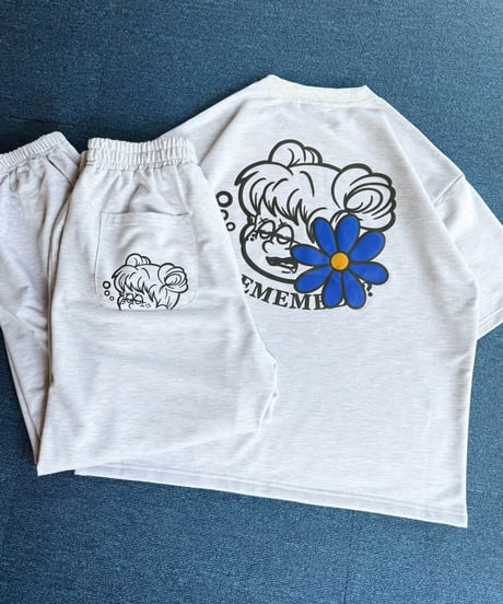 R with Daisy Tee