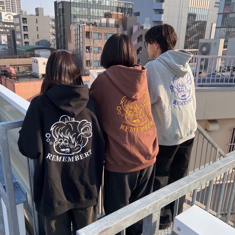 GrayãR-Logo Big Zip Hoodie | Remember. GrayãR-Logo Big Zip Hoodie | Remember.