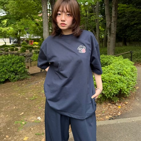 R with Daisy Tee