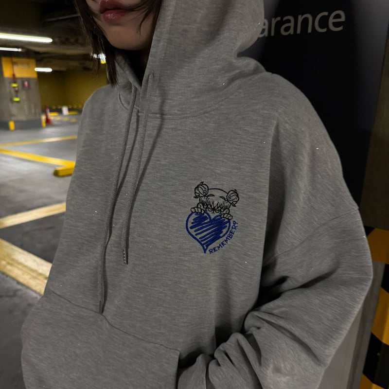グレーのフーディー REMEMBER Glitter Spring SU Hoodie | Remember.