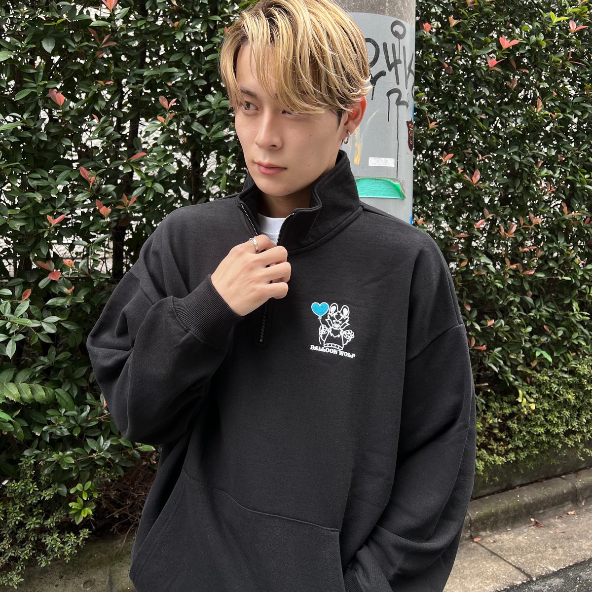 BW Half Zip Sweat | Remember. BW Half Zip Sweat | Remember.