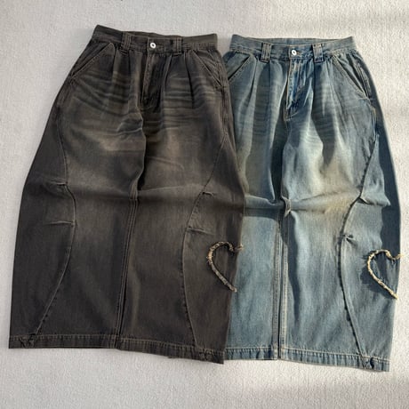 Heart Patch SU Curved Denim Pants