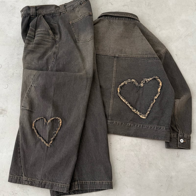 Heart Patch SU Curved Denim Pants | Remember.