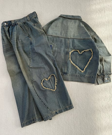 Heart Patch SU Curved Denim Pants