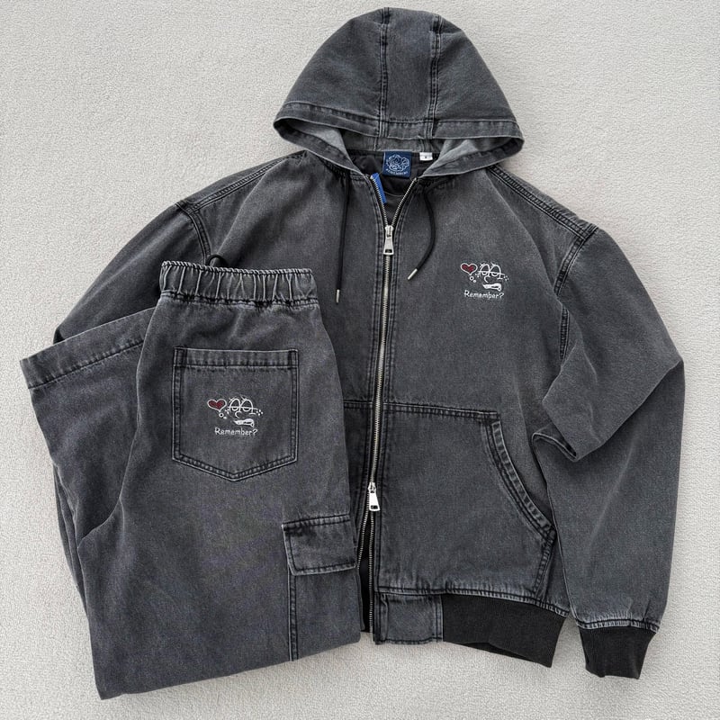 グレーのフーディー REMEMBER Wash Denim Zip Hoodie | Remember.