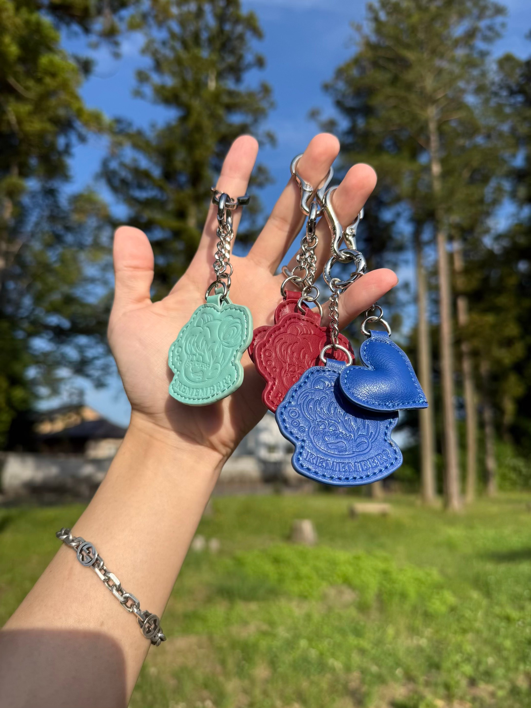 Remember Charm Carabiner | Remember.