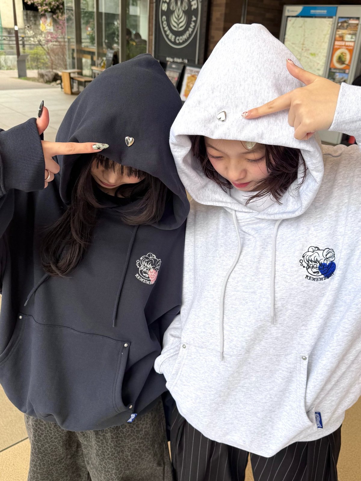 グレー Mサイズ パーカー REMEMBER Remember with ♡ Hoodie | Remember.