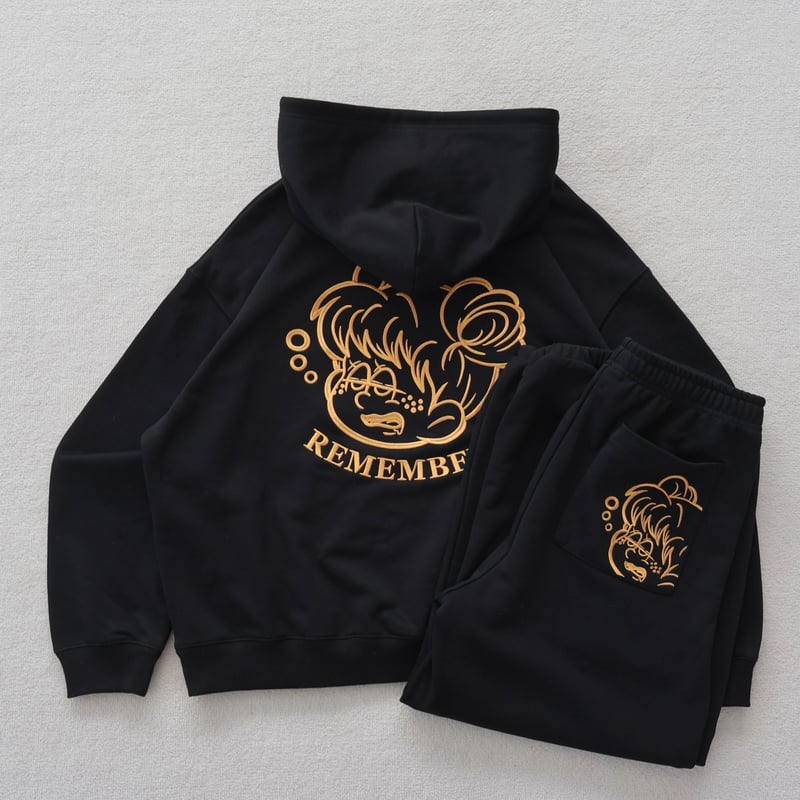 Remember Logo Hoodie グレー セットアップ Remember Logo Hoodie