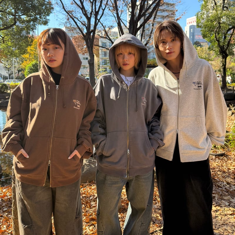 Pigment Bubble Logo Zip Hoodie | Remember.