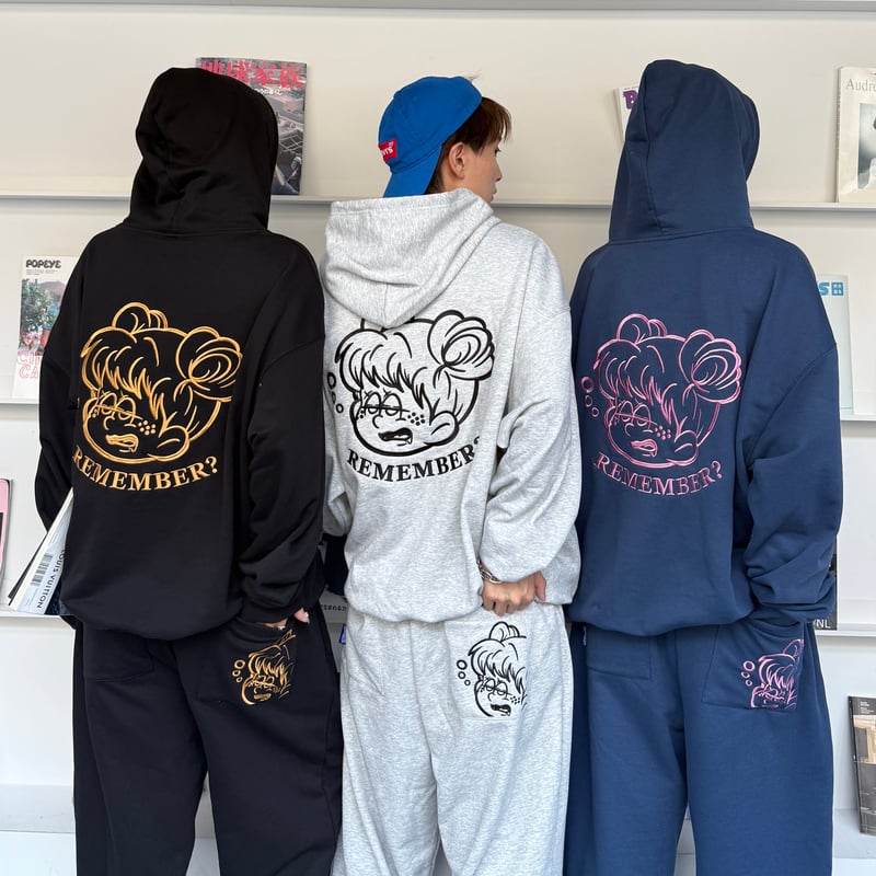 Remember Logo Hoodie | Remember.