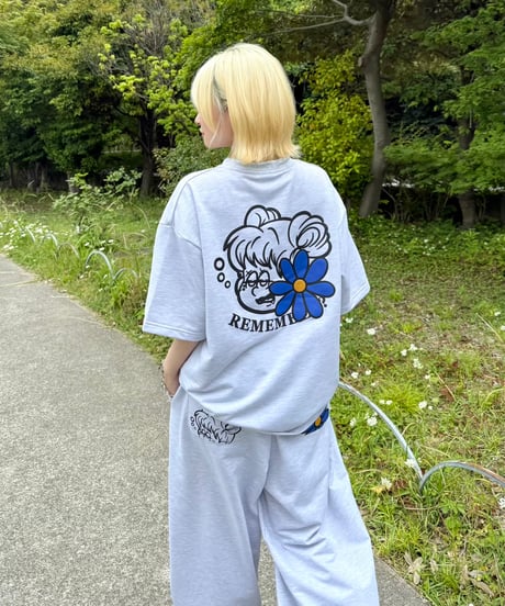 R with Daisy Tee