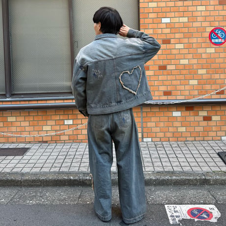 Heart Patch SU Curved Denim Pants